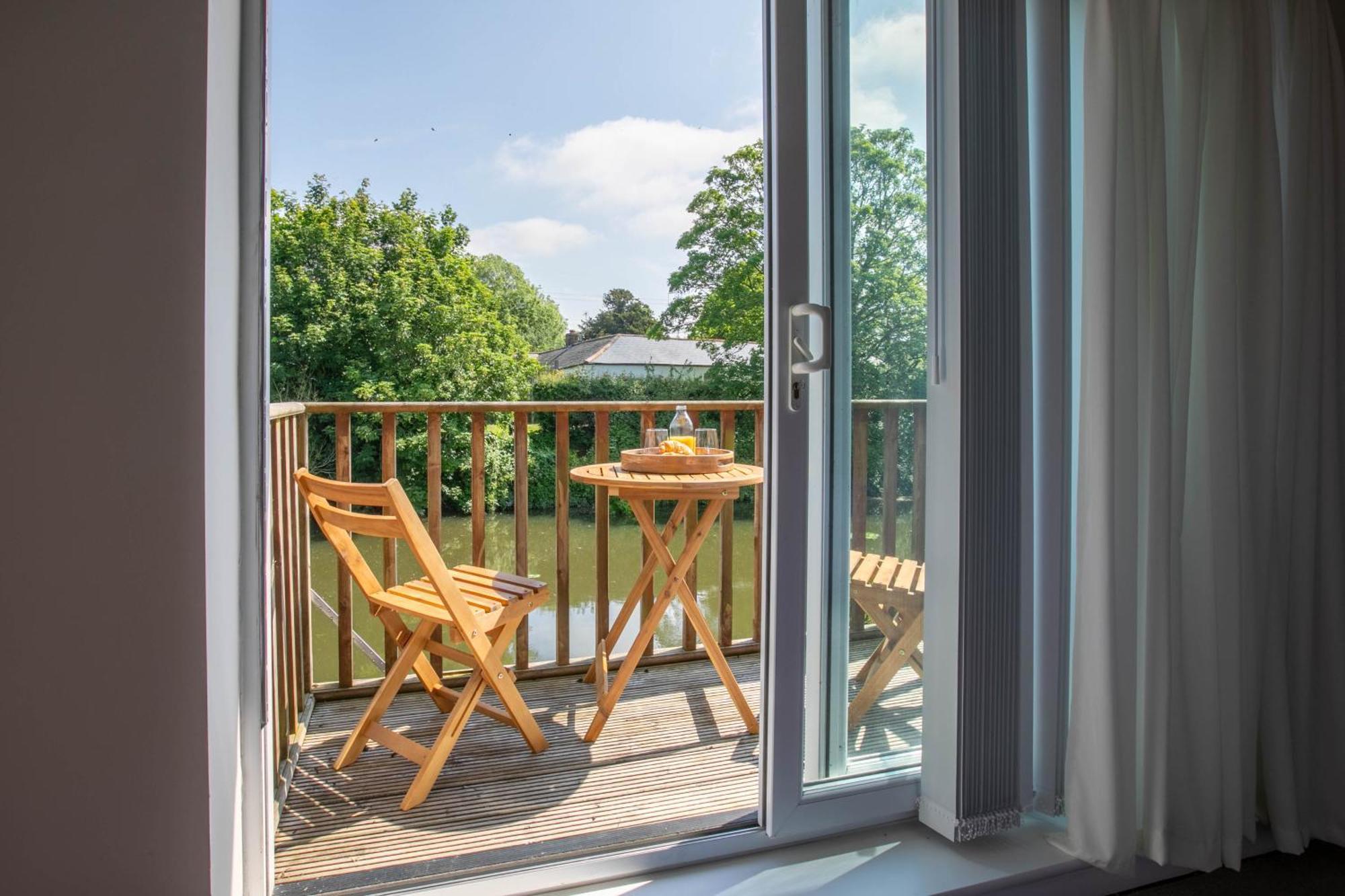 Riverside Escape Iden Rye Villa Buitenkant foto